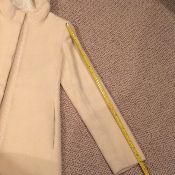 Ivory/cream wool hooded coat - Picture 7 of 8